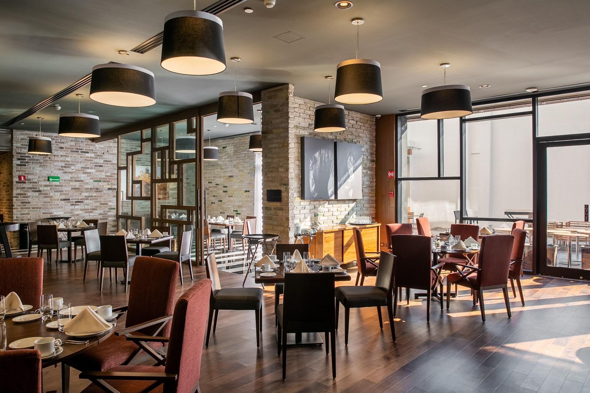 Doubletree By Hilton Celaya Celaya  Luaran gambar
