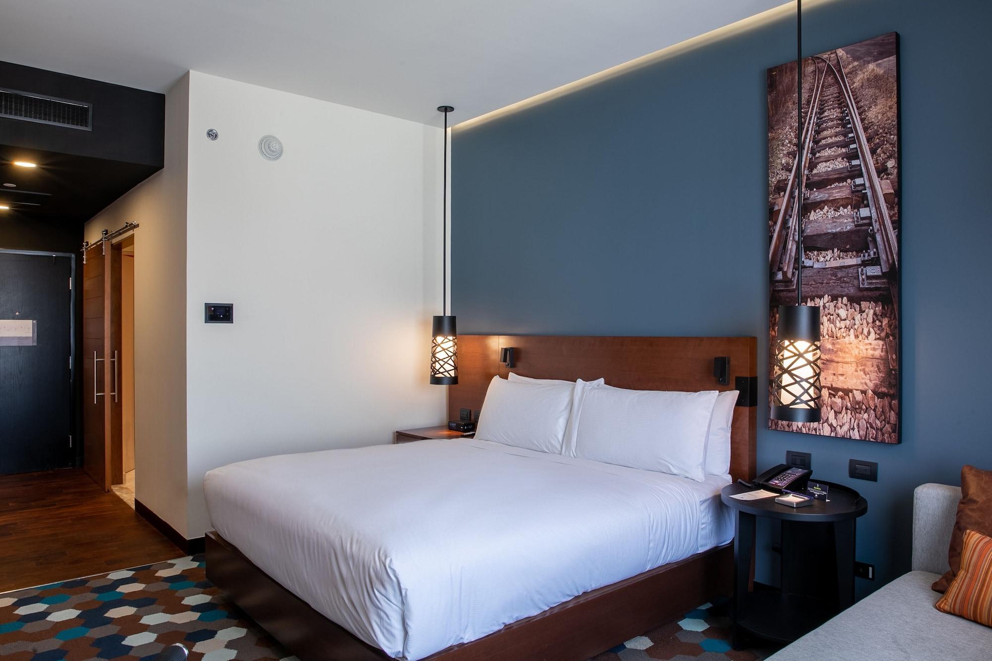 Doubletree By Hilton Celaya Celaya  Luaran gambar