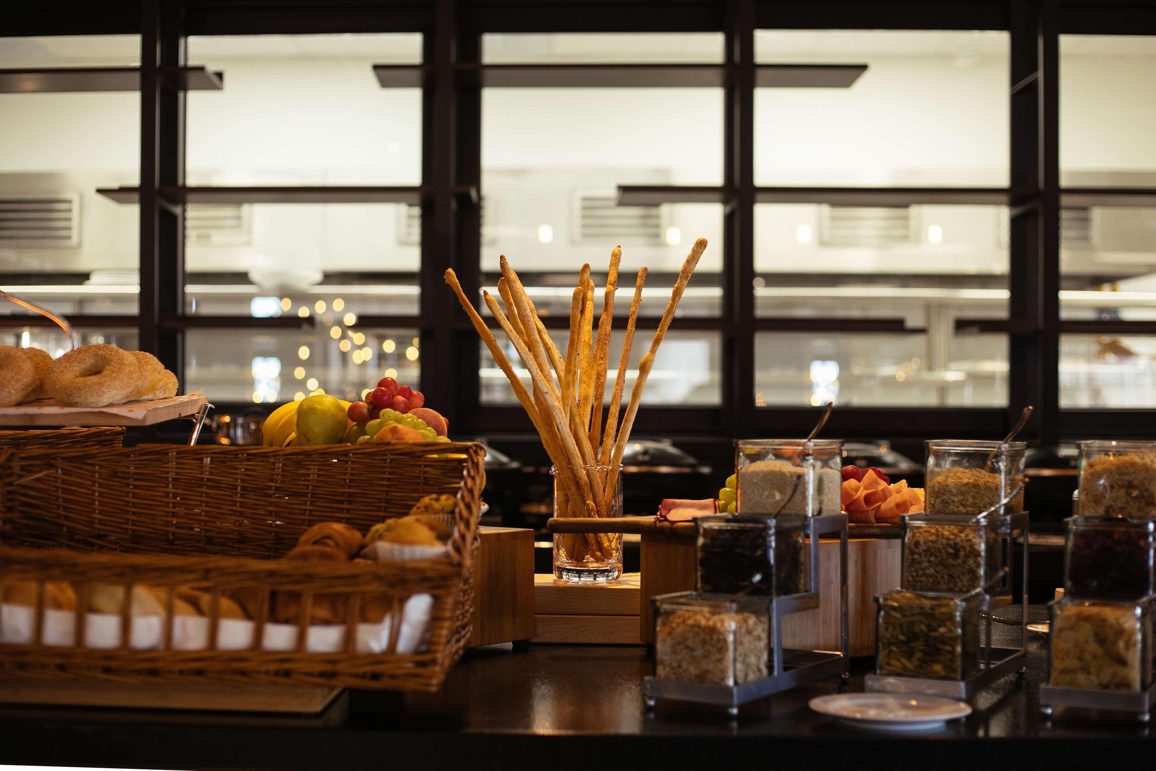 Doubletree By Hilton Celaya Celaya  Luaran gambar