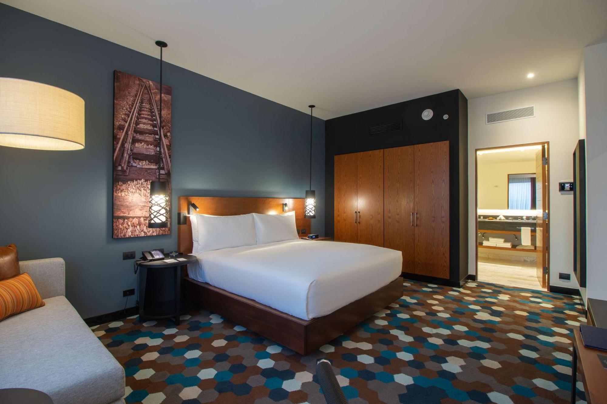 Doubletree By Hilton Celaya Celaya  Luaran gambar