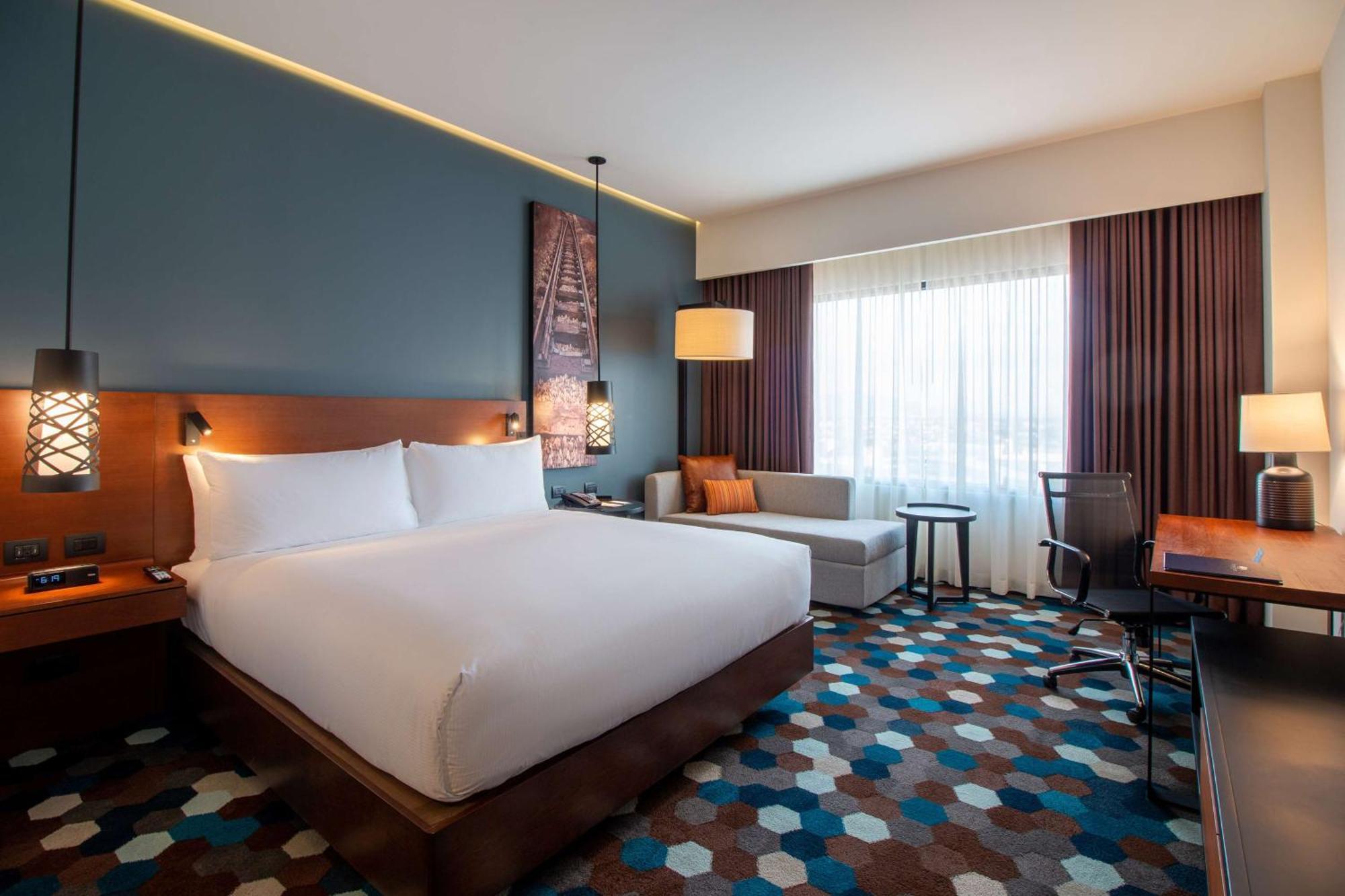 Doubletree By Hilton Celaya Celaya  Luaran gambar