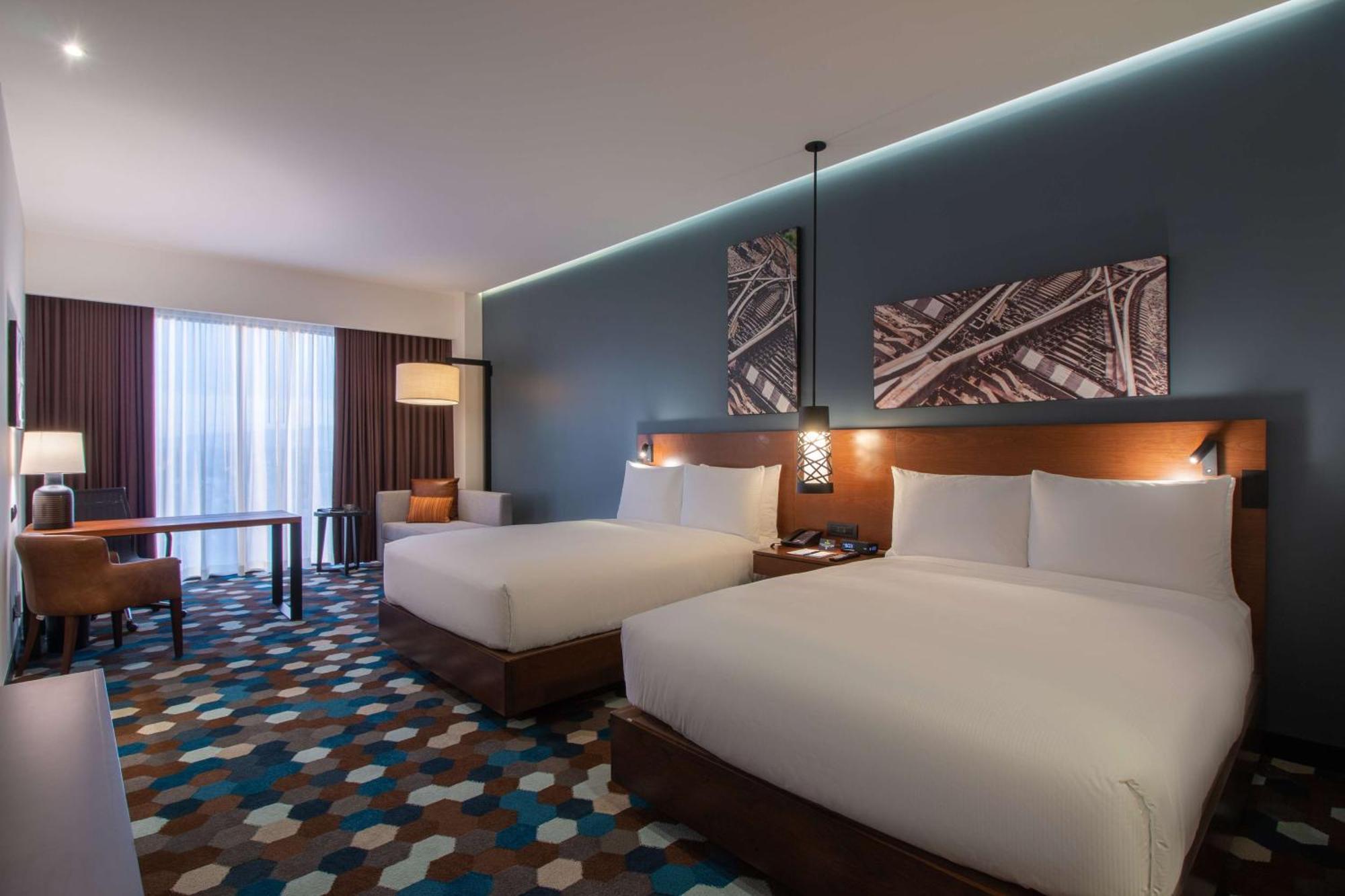 Doubletree By Hilton Celaya Celaya  Luaran gambar