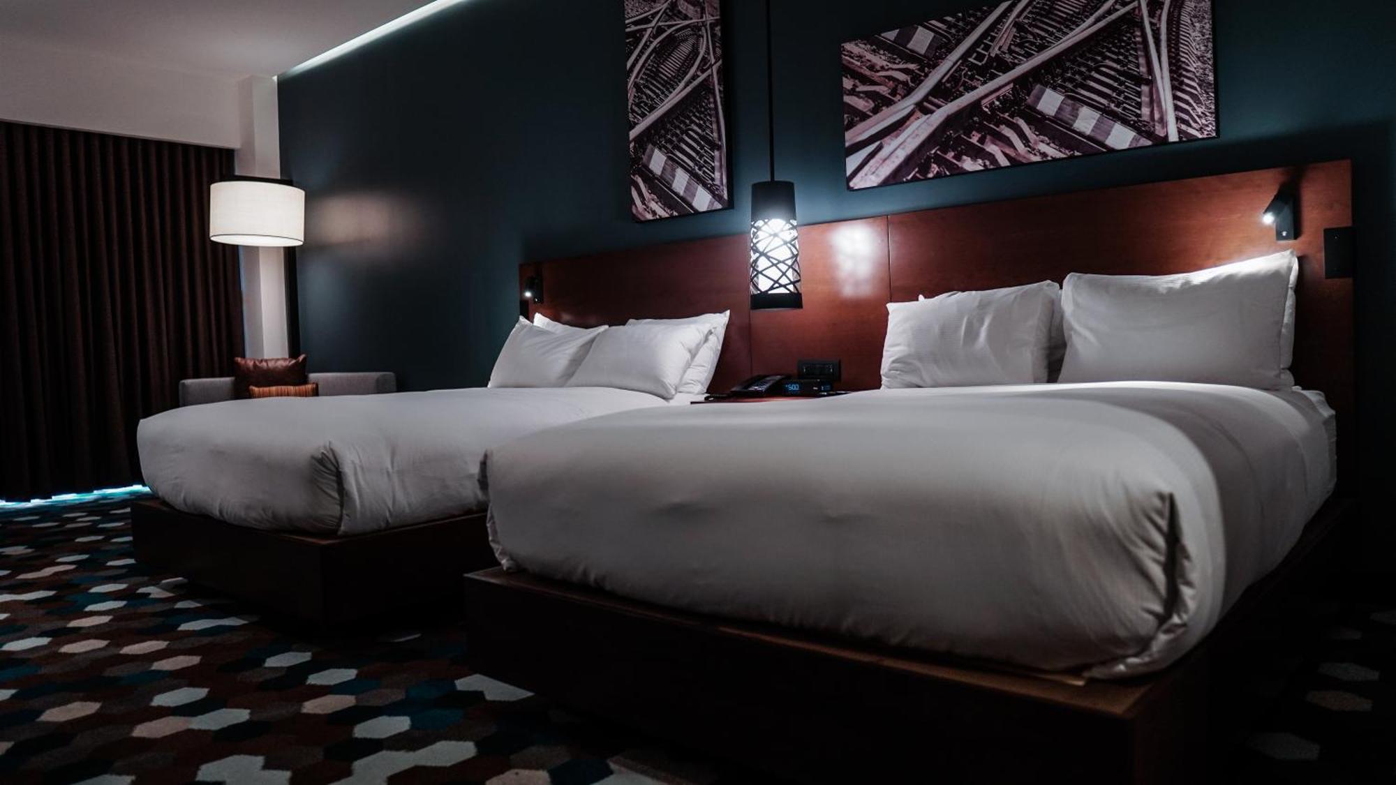 Doubletree By Hilton Celaya Celaya  Luaran gambar